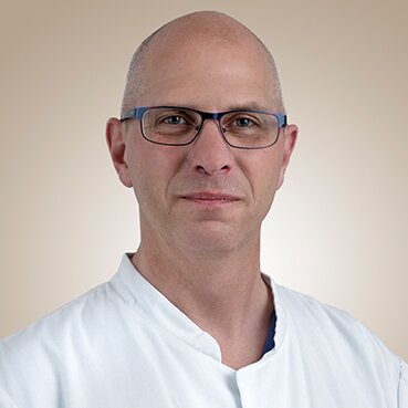 Oberarzt Dr. Gisbert Maiwald